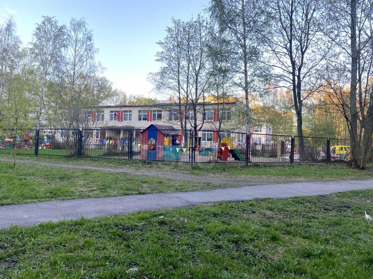 двухкомнатная квартира в Санкт-Петербурге по адресу: Тамбасова ул., 8, к 1