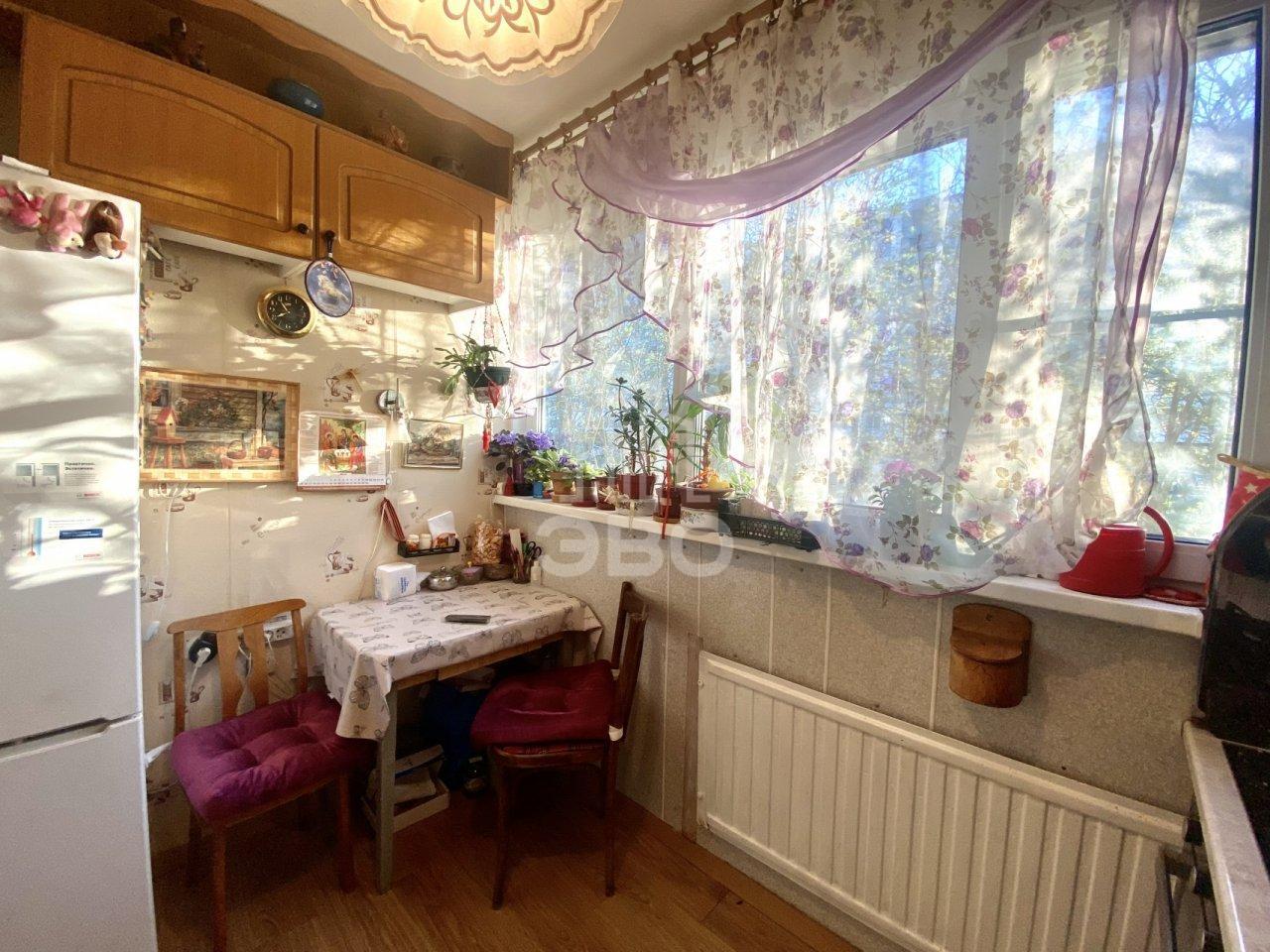 двухкомнатная квартира в Санкт-Петербурге по адресу: Тамбасова ул., 8, к 1