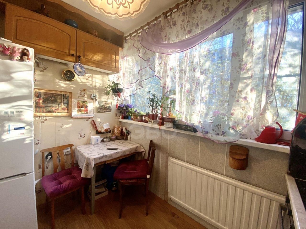 двухкомнатная квартира в Санкт-Петербурге по адресу: Тамбасова ул., 8, к 1