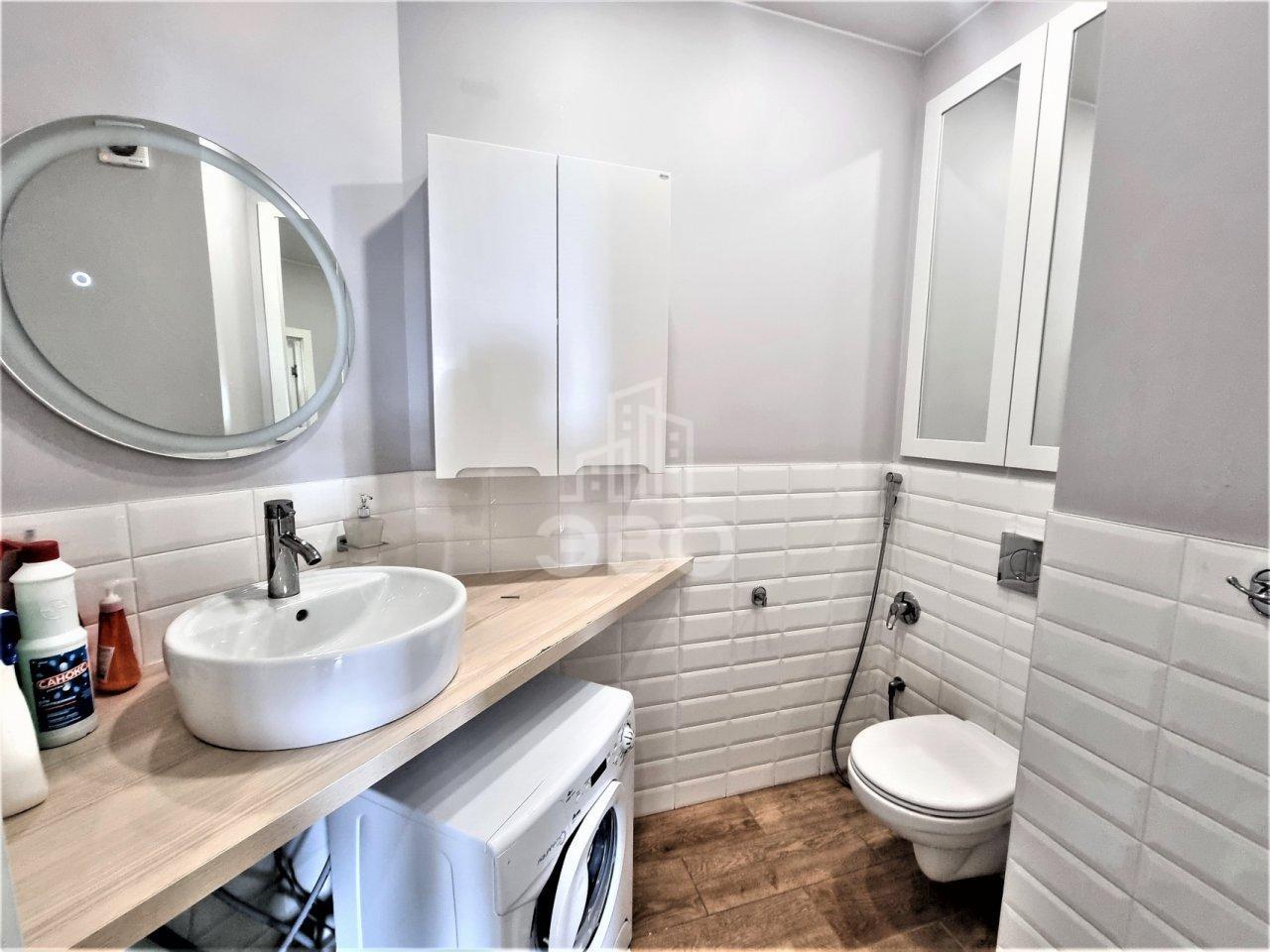 трехкомнатная квартира в Санкт-Петербурге по адресу: Заставская ул., 46, к 3