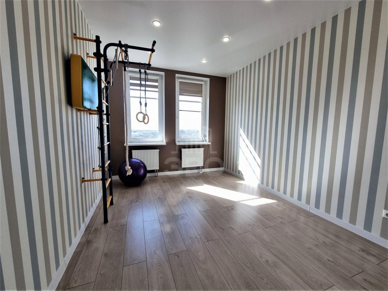 трехкомнатная квартира в Санкт-Петербурге по адресу: Заставская ул., 46, к 3