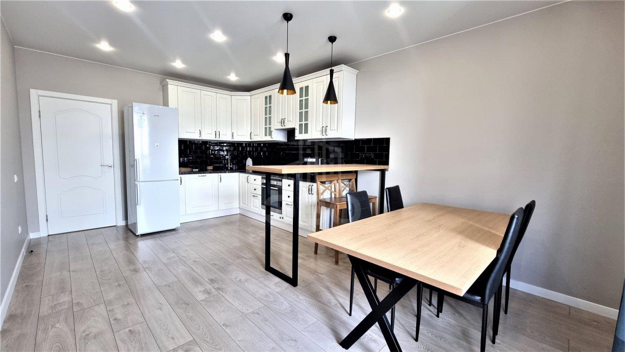 трехкомнатная квартира в Санкт-Петербурге по адресу: Заставская ул., 46, к 3