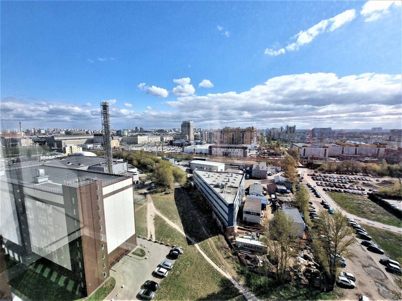 трехкомнатная квартира в Санкт-Петербурге по адресу: Заставская ул., 46, к 3