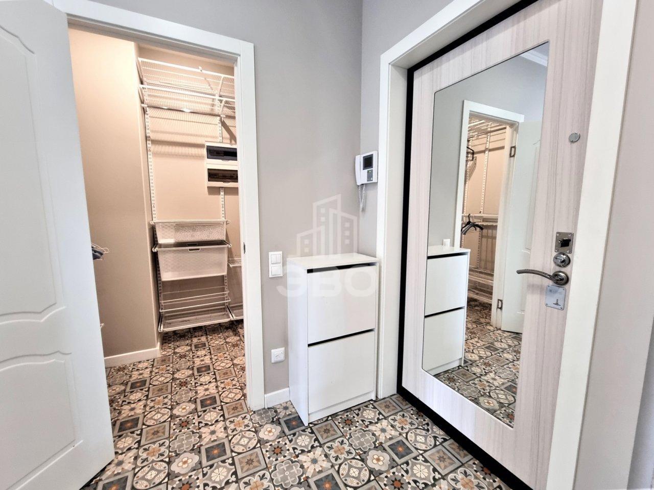 трехкомнатная квартира в Санкт-Петербурге по адресу: Заставская ул., 46, к 3