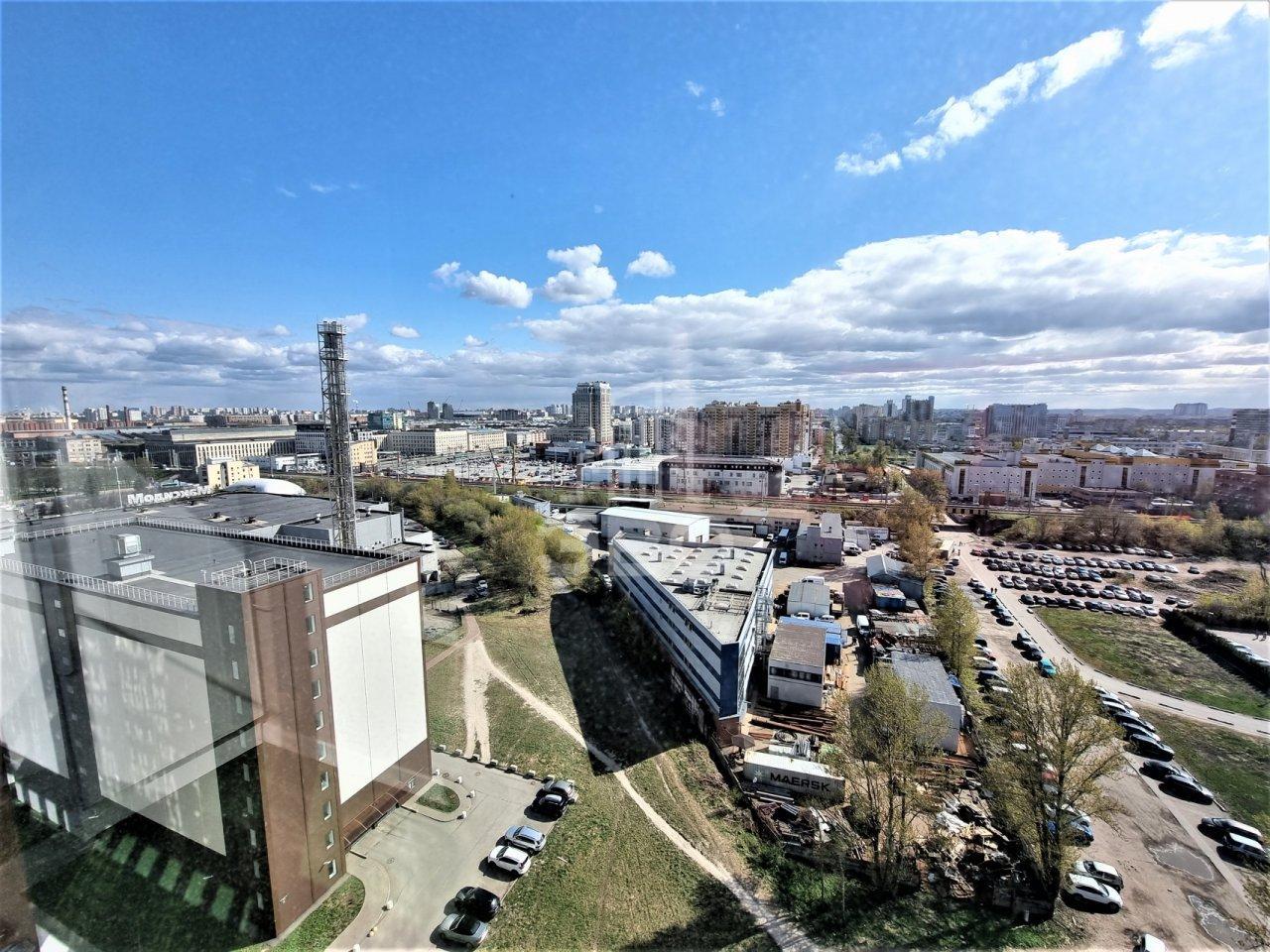 трехкомнатная квартира в Санкт-Петербурге по адресу: Заставская ул., 46, к 3