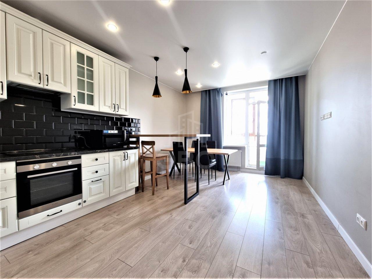 трехкомнатная квартира в Санкт-Петербурге по адресу: Заставская ул., 46, к 3