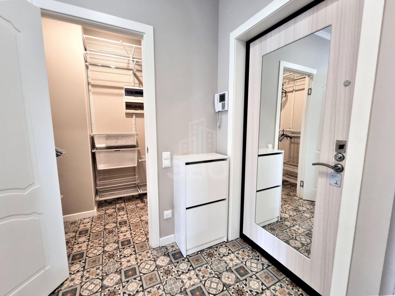 трехкомнатная квартира в Санкт-Петербурге по адресу: Заставская ул., 46, к 3