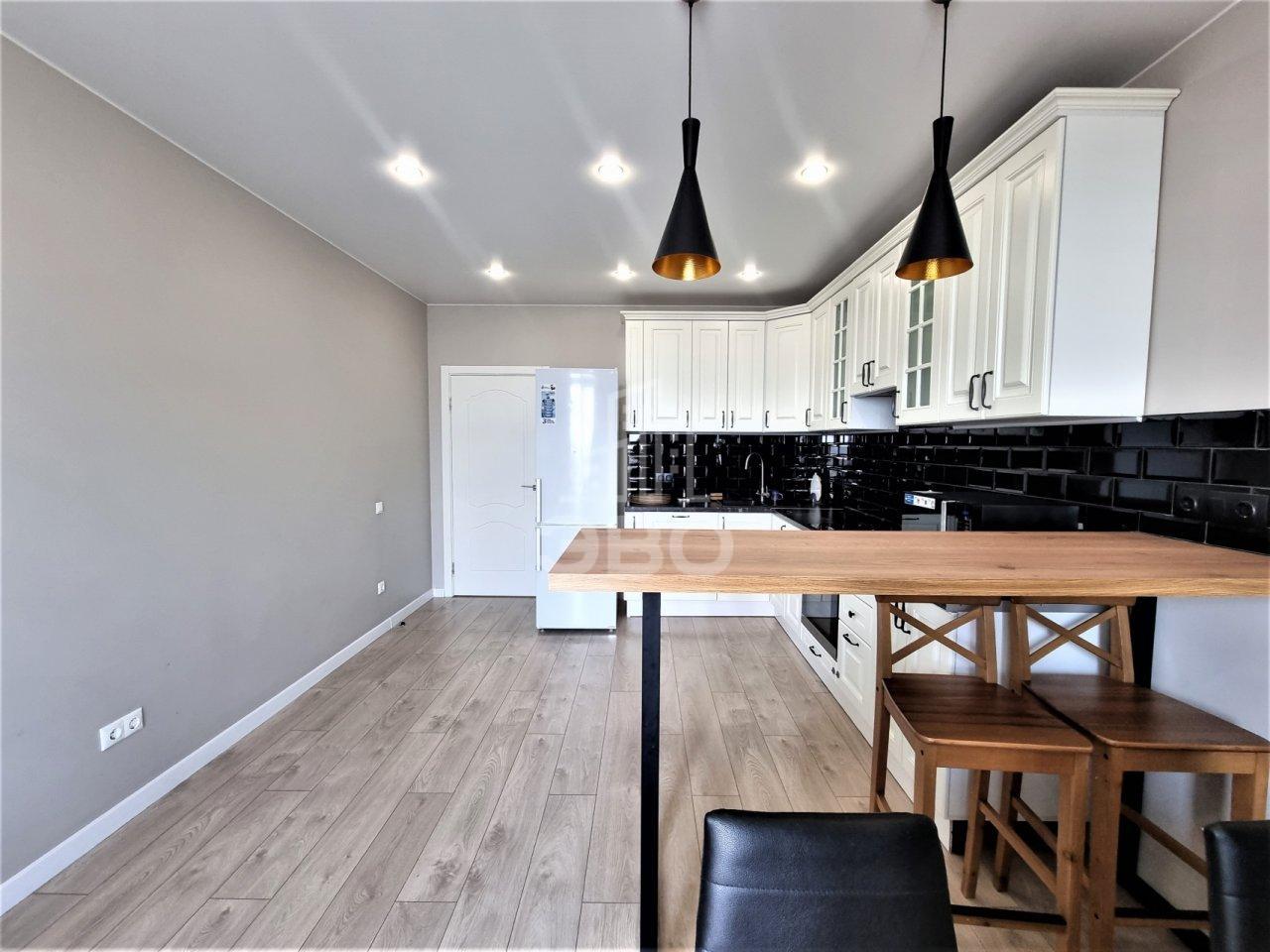 трехкомнатная квартира в Санкт-Петербурге по адресу: Заставская ул., 46, к 3