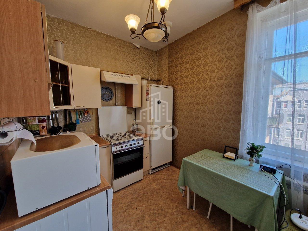 двухкомнатная квартира в Санкт-Петербурге по адресу: Колпинская ул., 15