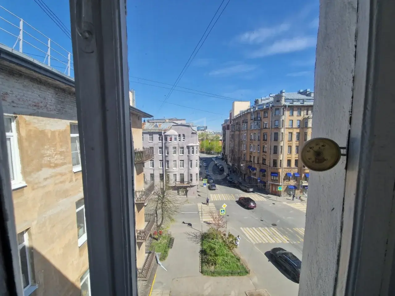 двухкомнатная квартира в Санкт-Петербурге по адресу: Колпинская ул., 15