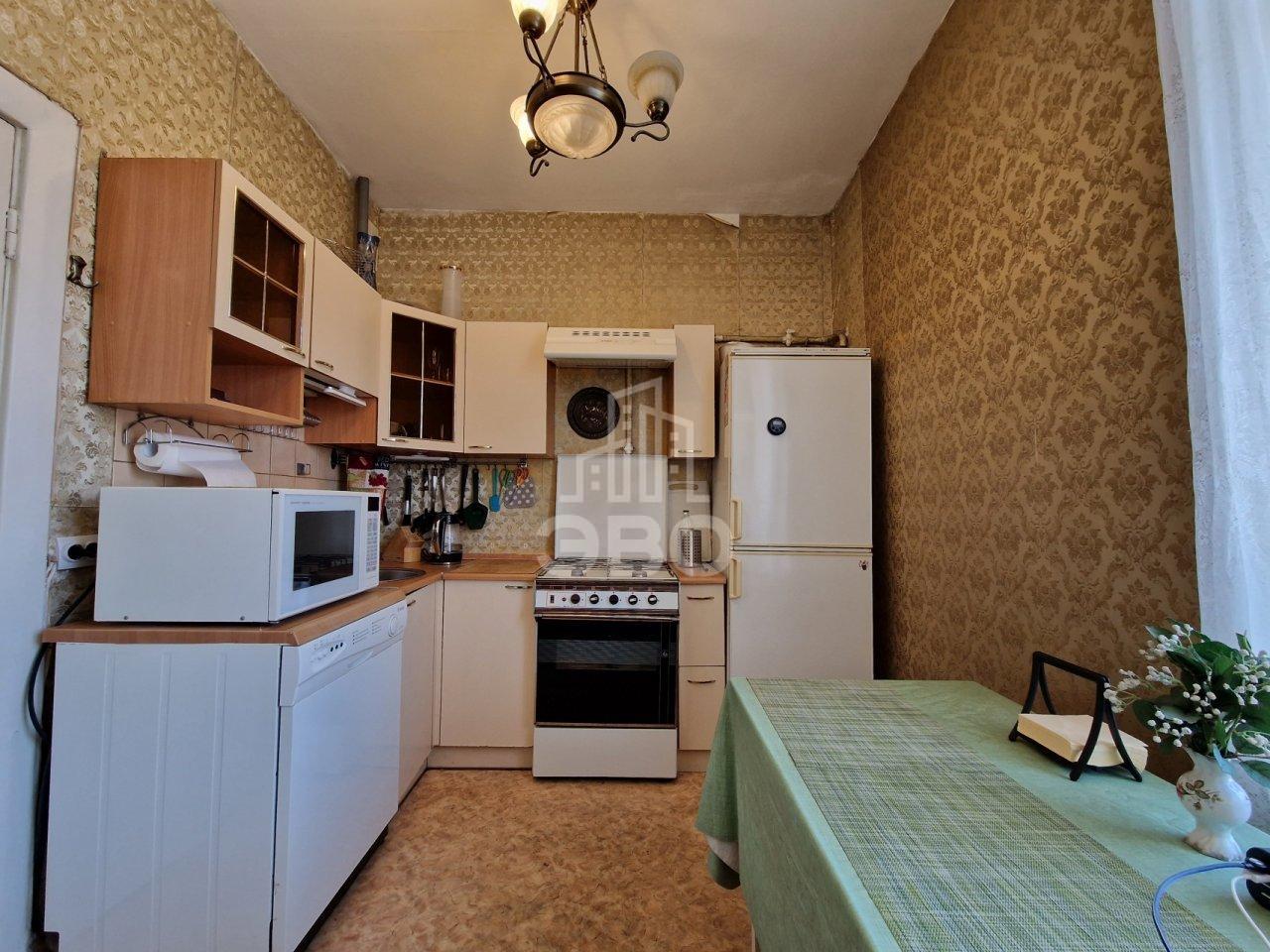 двухкомнатная квартира в Санкт-Петербурге по адресу: Колпинская ул., 15