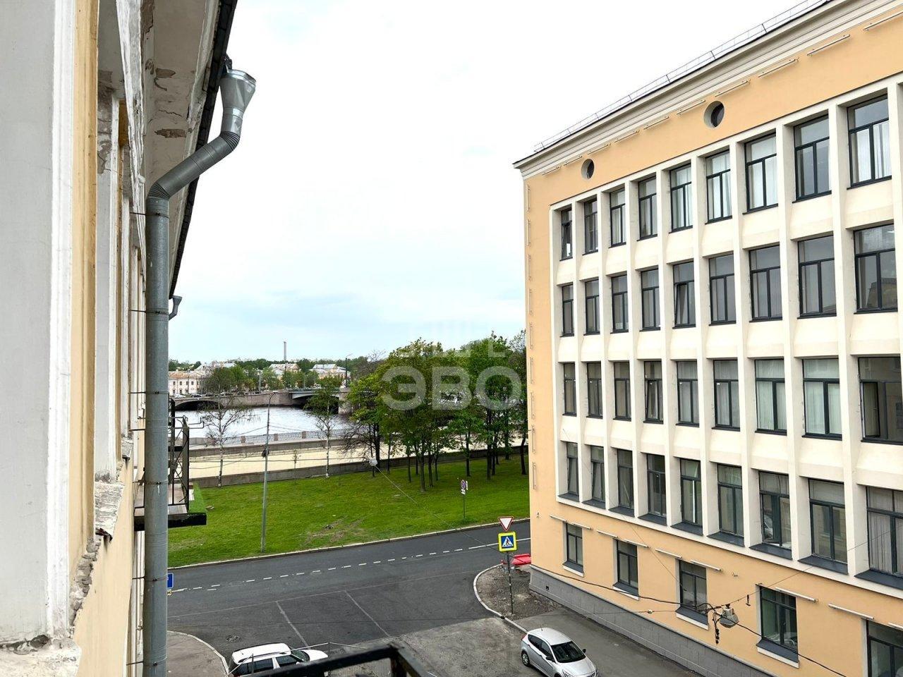 четырехкомнатная квартира в Санкт-Петербурге по адресу: Выборгская наб., 27/6