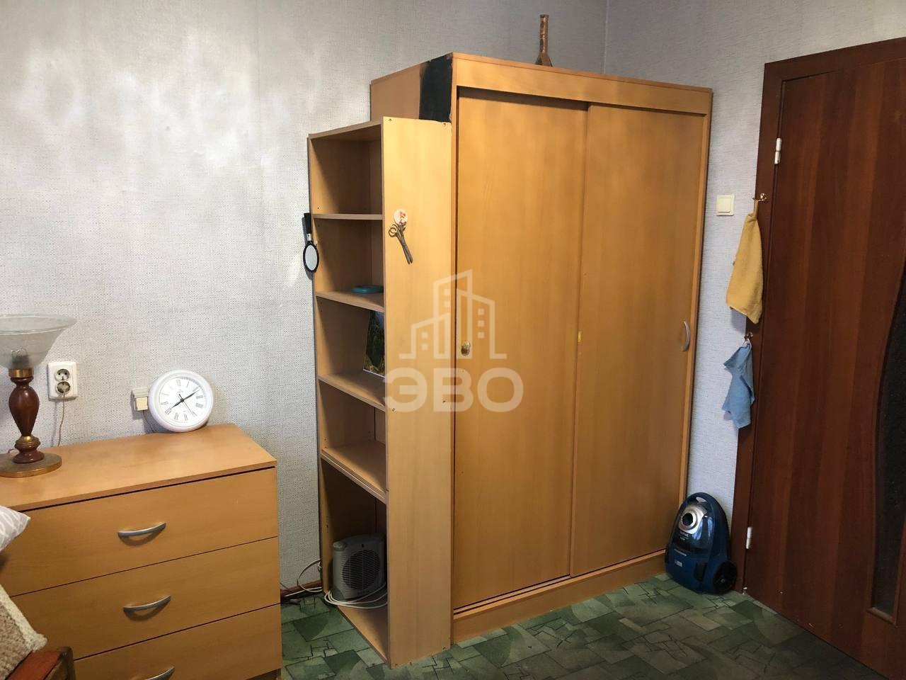 комната в Санкт-Петербурге по адресу: Дыбенко ул., 24, к 1