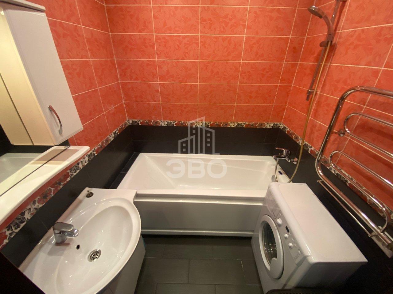 однокомнатная квартира в Санкт-Петербурге по адресу: Обуховской Обороны проспект, 138, к 2