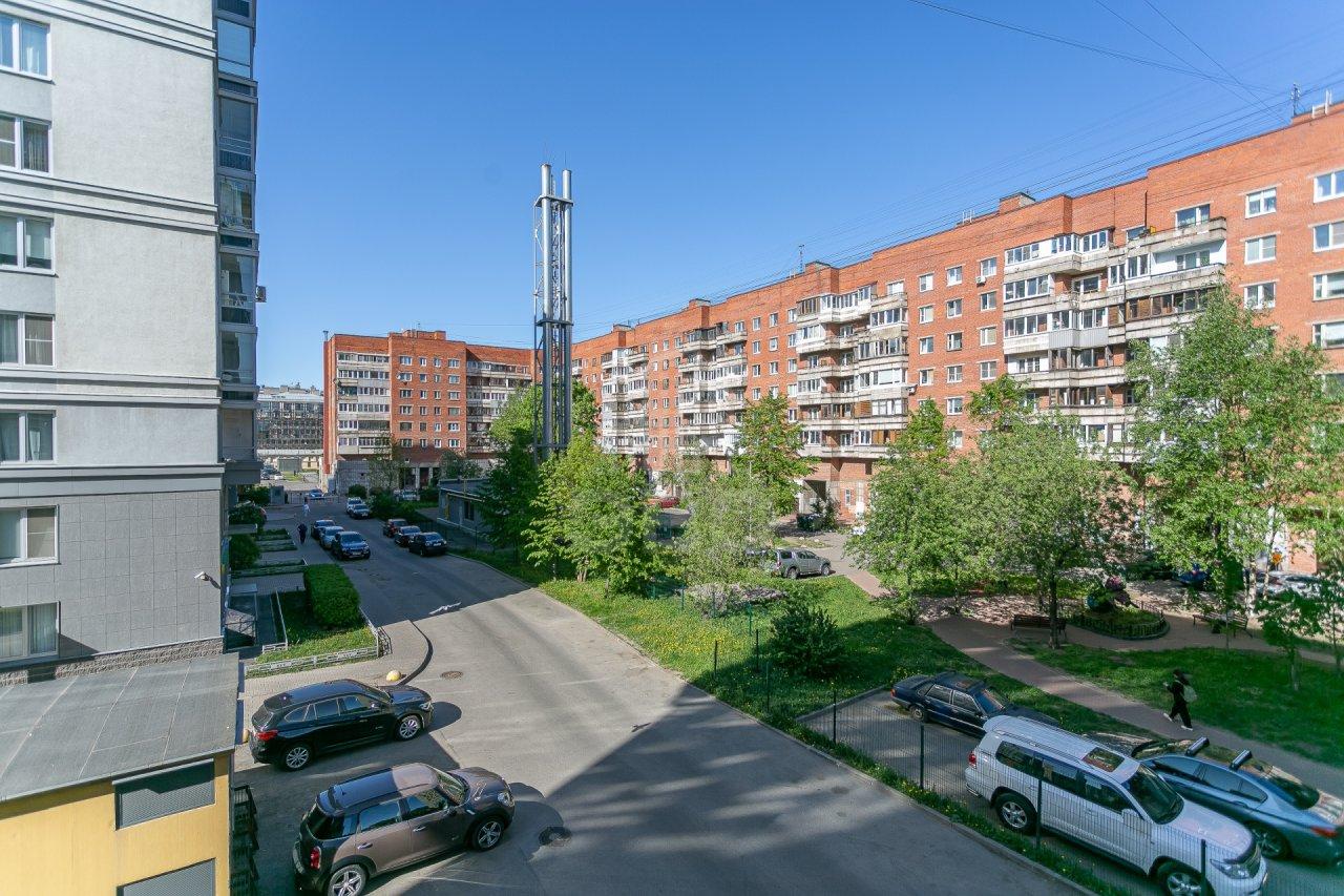 четырехкомнатная квартира в Санкт-Петербурге по адресу: Московский проспект, 73, к 4