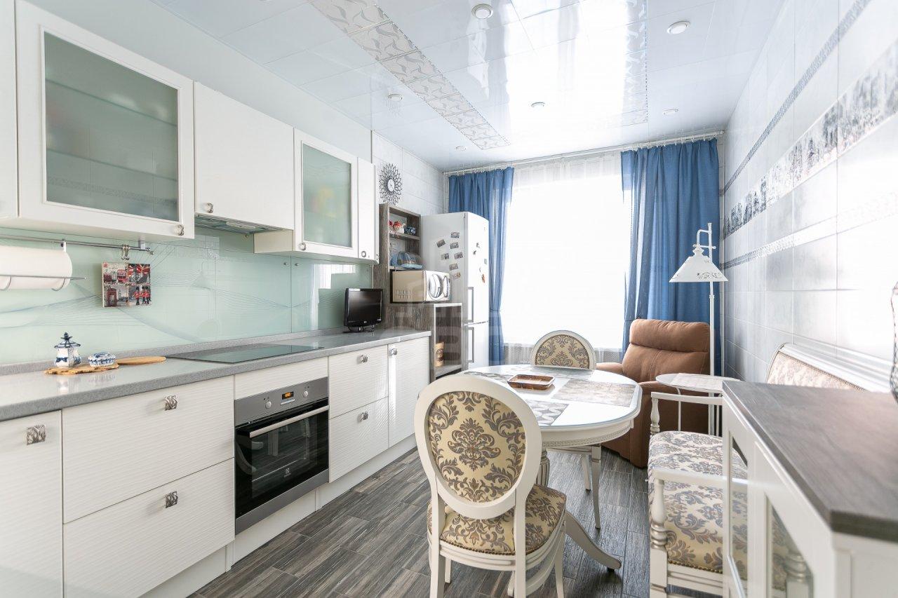 четырехкомнатная квартира в Санкт-Петербурге по адресу: Московский проспект, 73, к 4