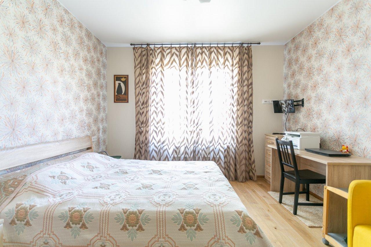 четырехкомнатная квартира в Санкт-Петербурге по адресу: Московский проспект, 73, к 4