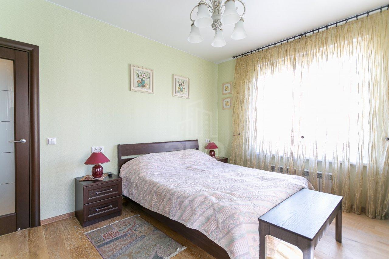 четырехкомнатная квартира в Санкт-Петербурге по адресу: Московский проспект, 73, к 4