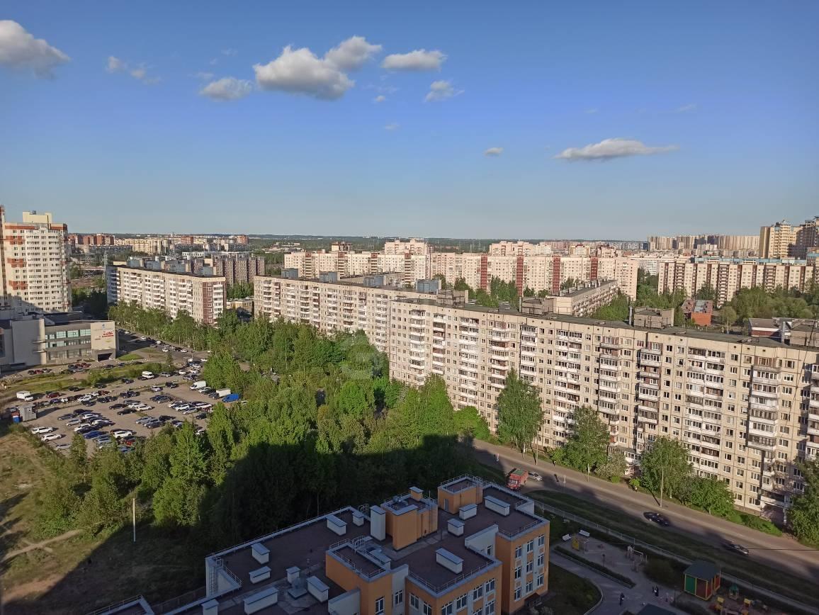 однокомнатная квартира в Санкт-Петербурге по адресу: Латышских Стрелков ул., 15, к 2