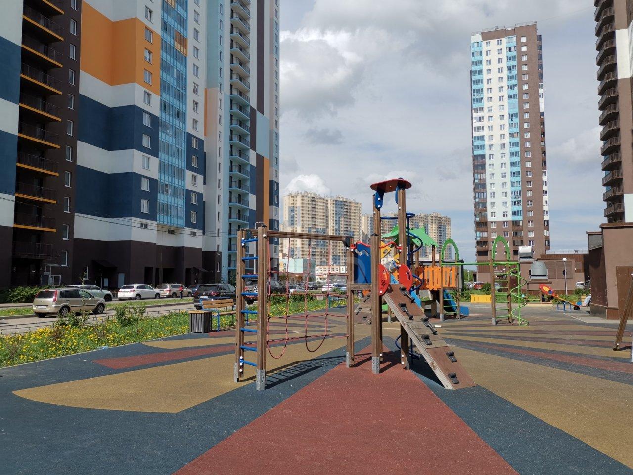 однокомнатная квартира в Санкт-Петербурге по адресу: Комендантский проспект, 62