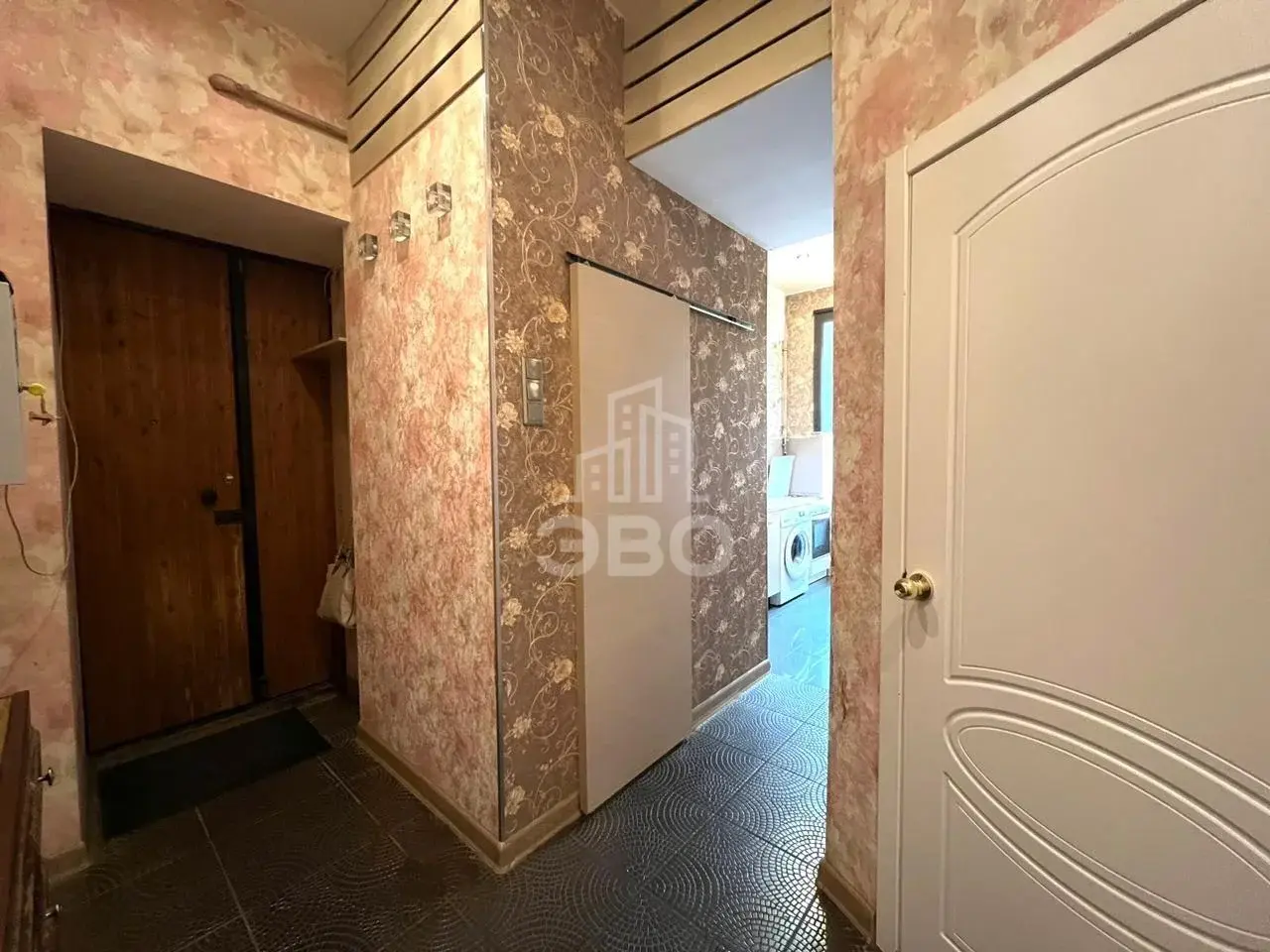 двухкомнатная квартира в Санкт-Петербурге по адресу: Лисичанская ул., 8