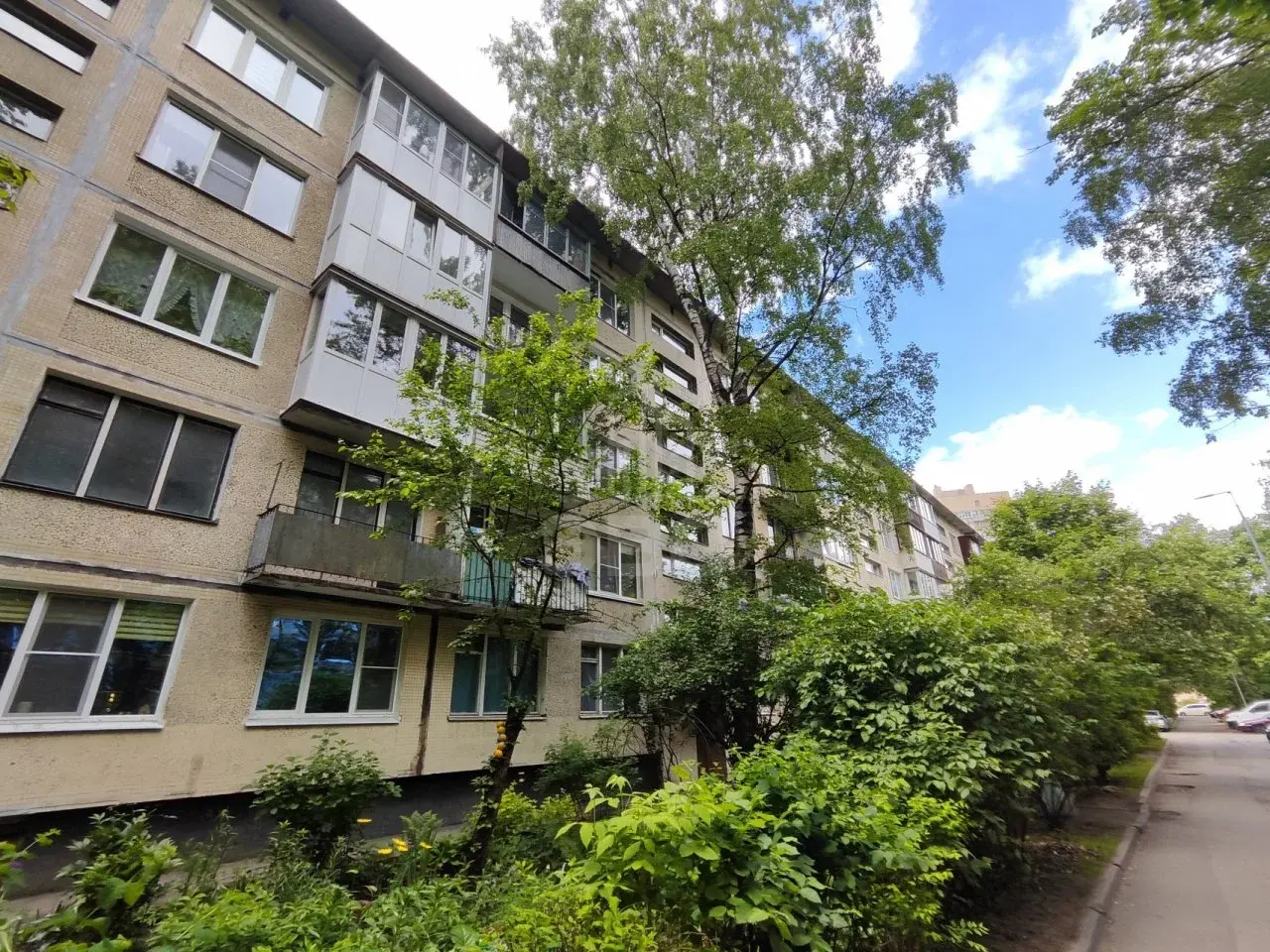 двухкомнатная квартира в Санкт-Петербурге по адресу: Славы проспект, 29