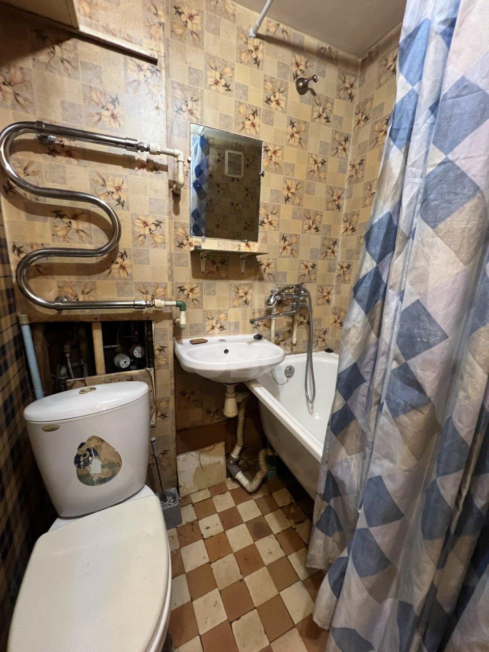 однокомнатная квартира в Санкт-Петербурге по адресу: Червонного Казачества ул., 24