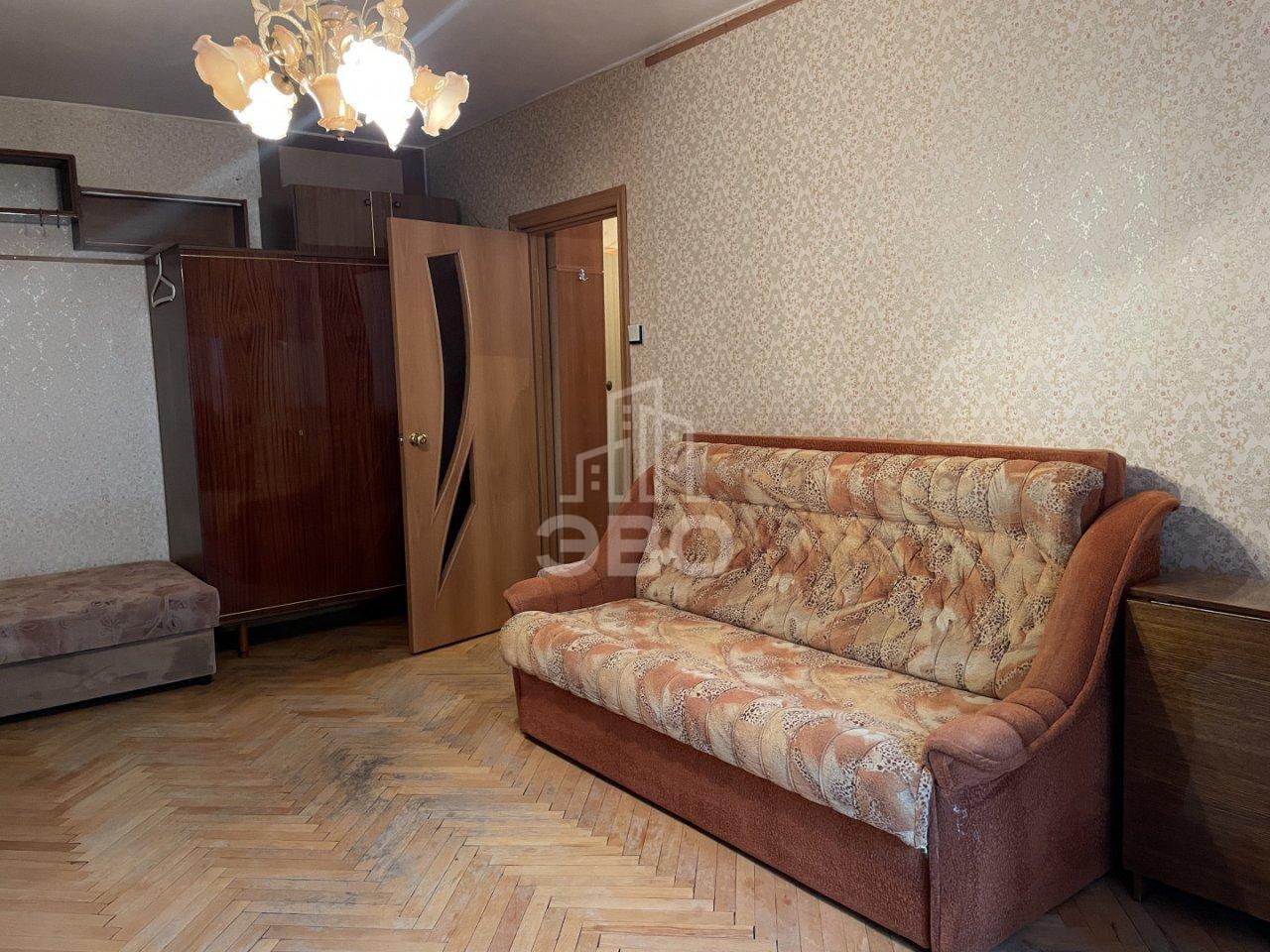 однокомнатная квартира в Санкт-Петербурге по адресу: Латышских Стрелков ул., 5, к 1