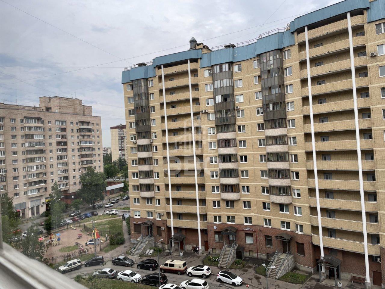 однокомнатная квартира в Санкт-Петербурге по адресу: Латышских Стрелков ул., 5, к 1