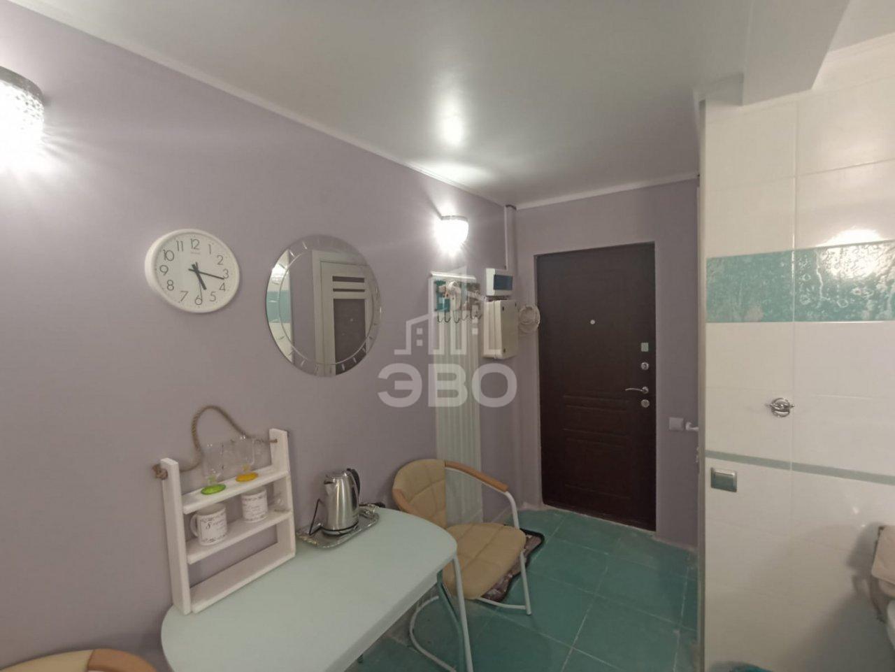 коммерция в Санкт-Петербурге по адресу: Купчинская ул., 8, к 1