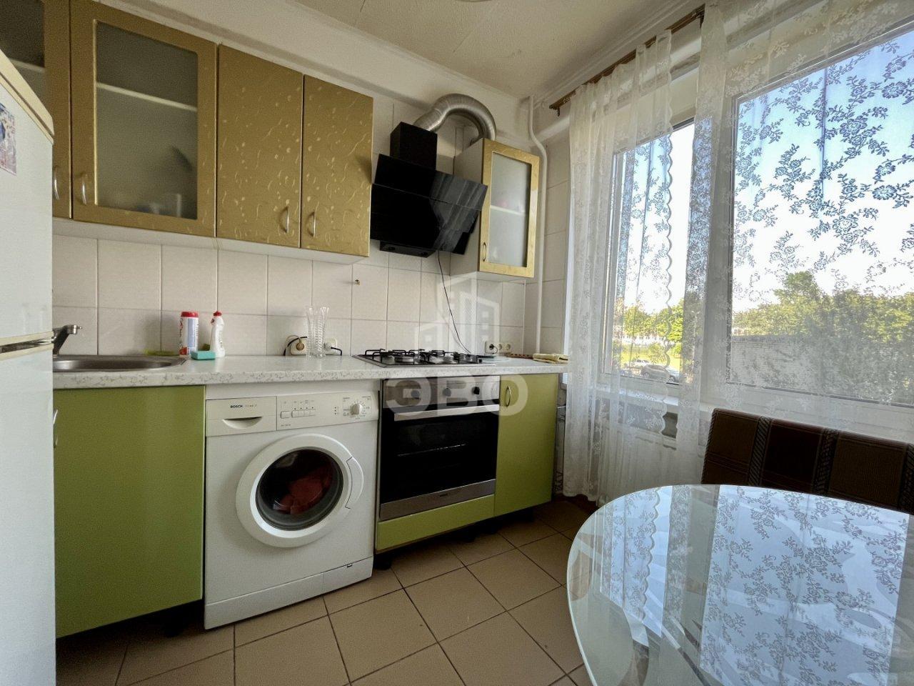 однокомнатная квартира в Санкт-Петербурге по адресу: Энгельса проспект, 129, к 3