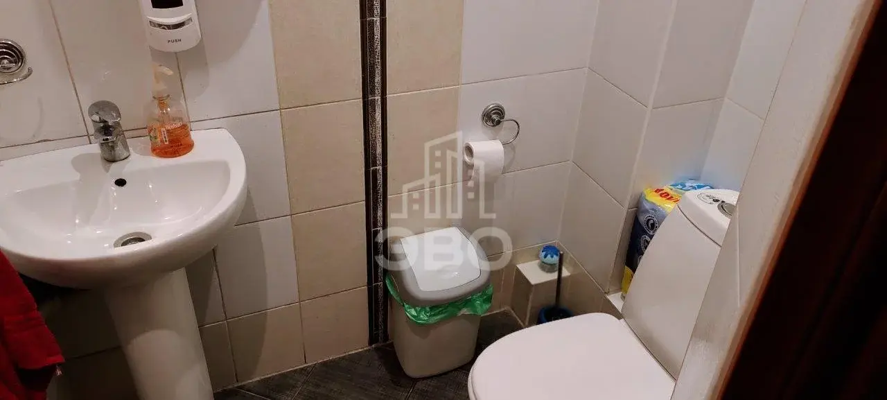 коммерция в Санкт-Петербурге по адресу: 8-я В.О. линия, 47/37, литера А