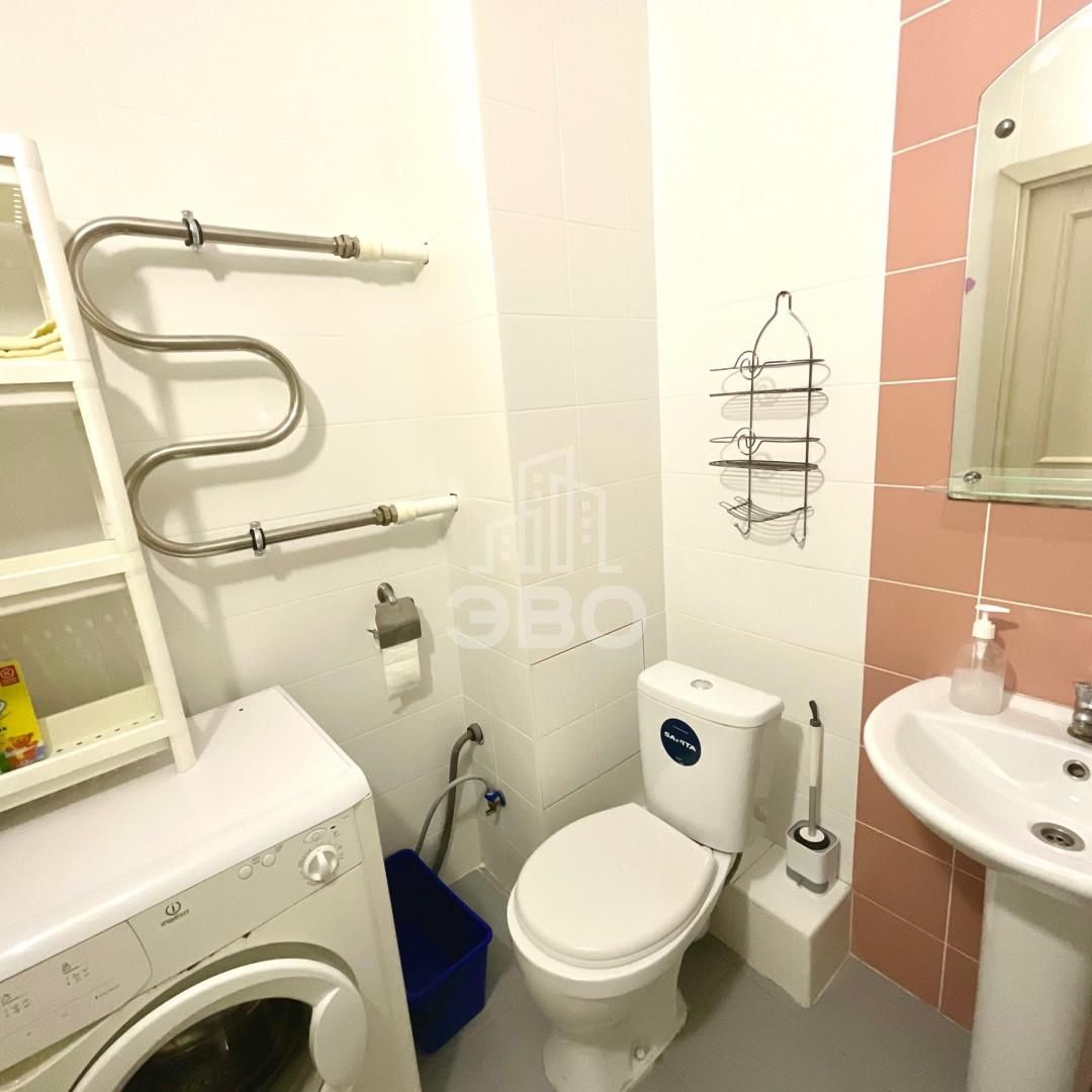 однокомнатная квартира в Санкт-Петербурге по адресу: Авиаторов Балтики проспект, 11/1