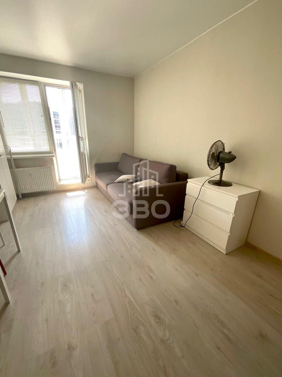 однокомнатная квартира в Санкт-Петербурге по адресу: Авиаторов Балтики проспект, 11/1