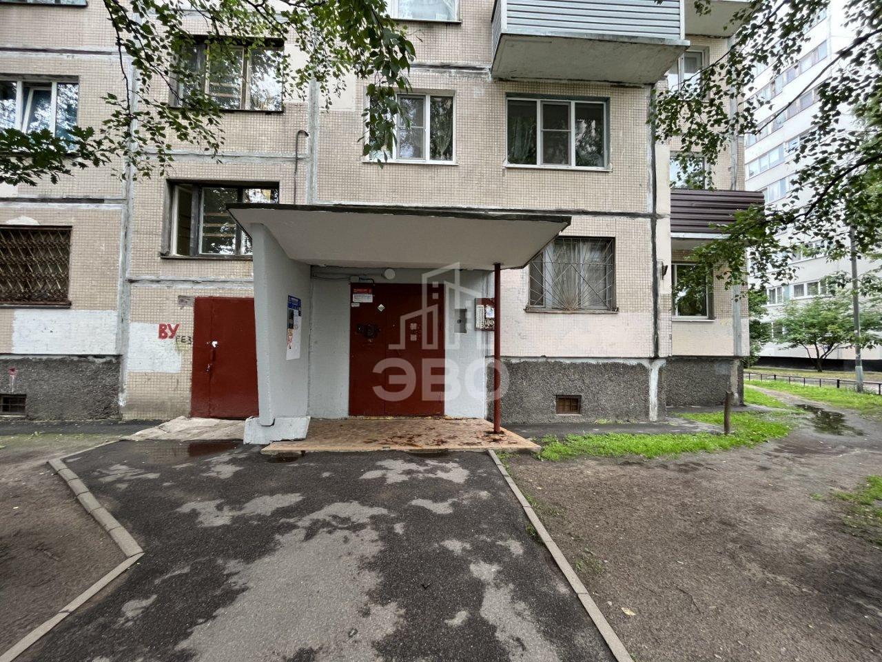однокомнатная квартира в Санкт-Петербурге по адресу: Культуры проспект, 17