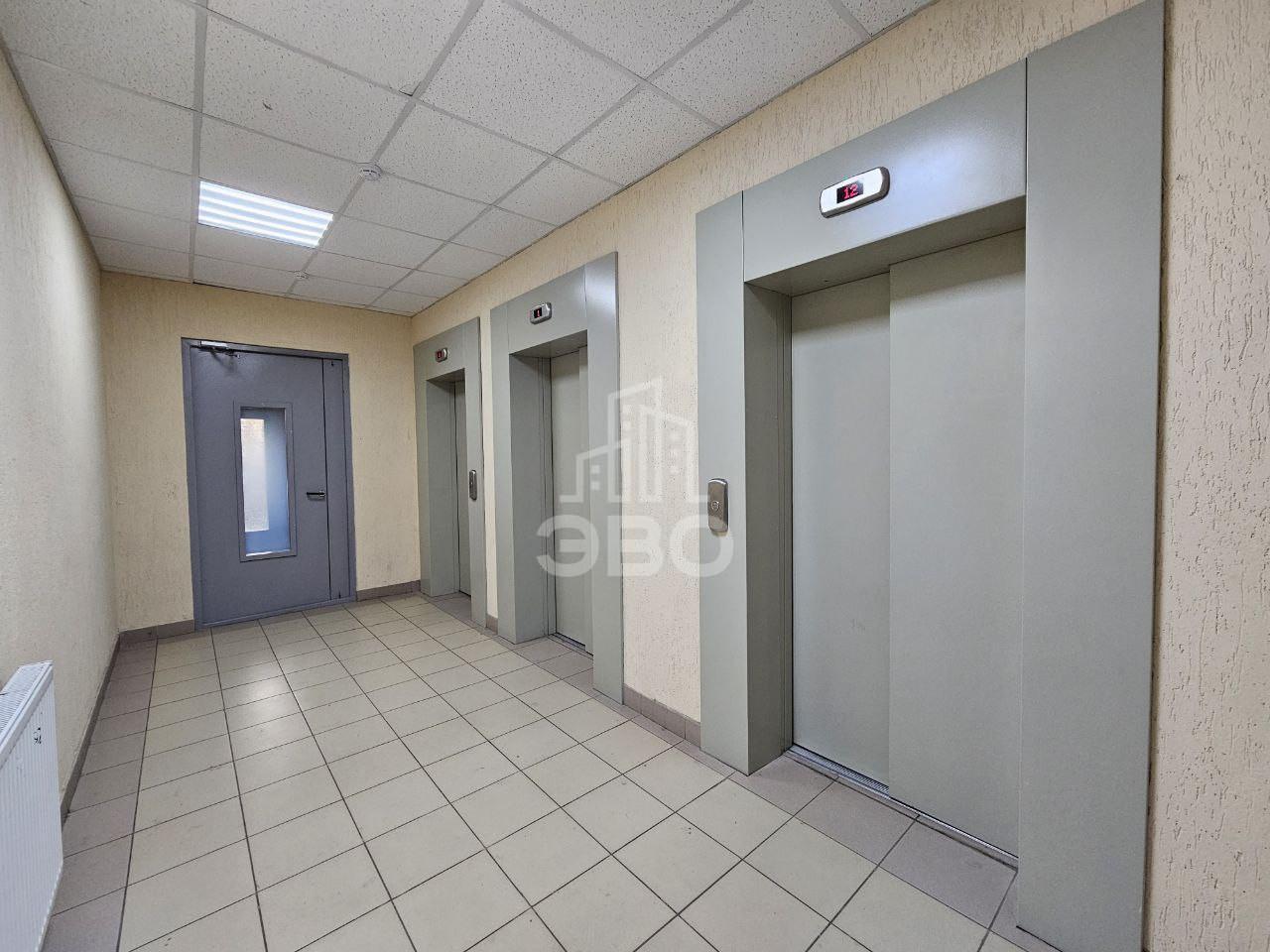 однокомнатная квартира в Санкт-Петербурге по адресу: Охтинская аллея, 12