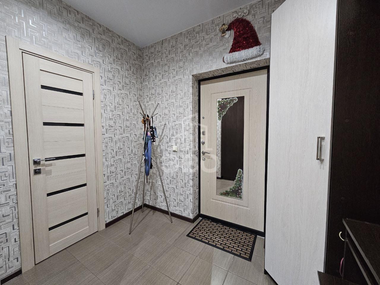 однокомнатная квартира в Санкт-Петербурге по адресу: Охтинская аллея, 12