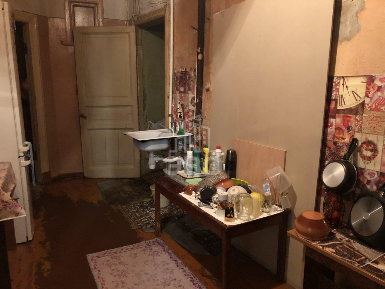 комната в Санкт-Петербурге по адресу: Кирилловская ул., 18