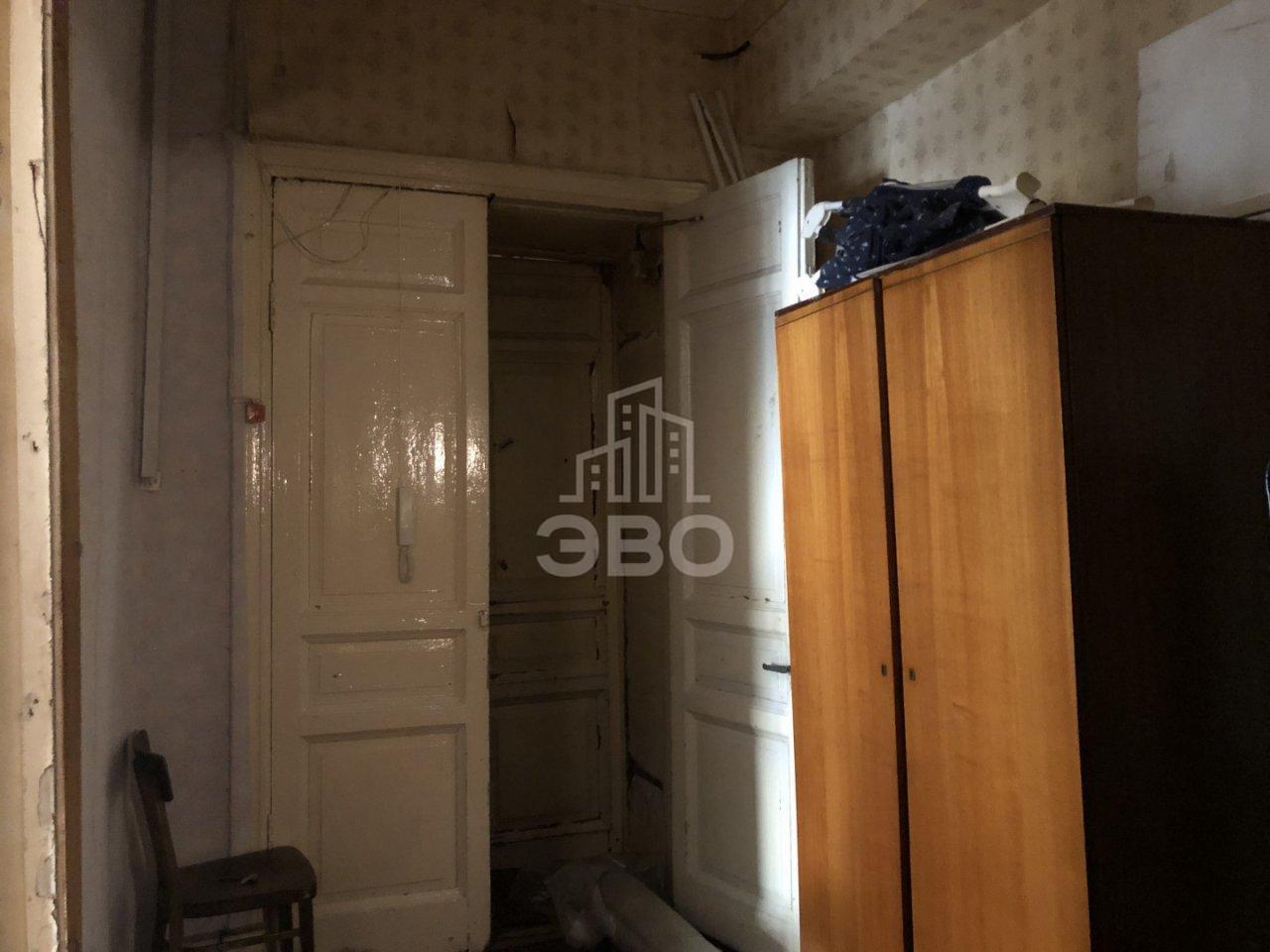 комната в Санкт-Петербурге по адресу: Кирилловская ул., 18