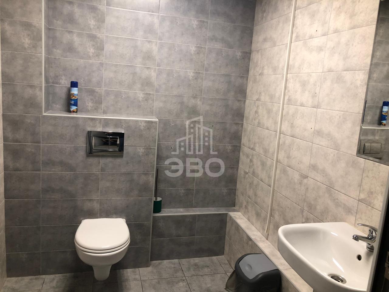 коммерция в Санкт-Петербурге по адресу: Большая Зеленина ул., 24