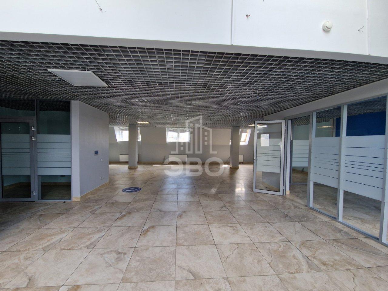 коммерция в Санкт-Петербурге по адресу: Большая Зеленина ул., 24