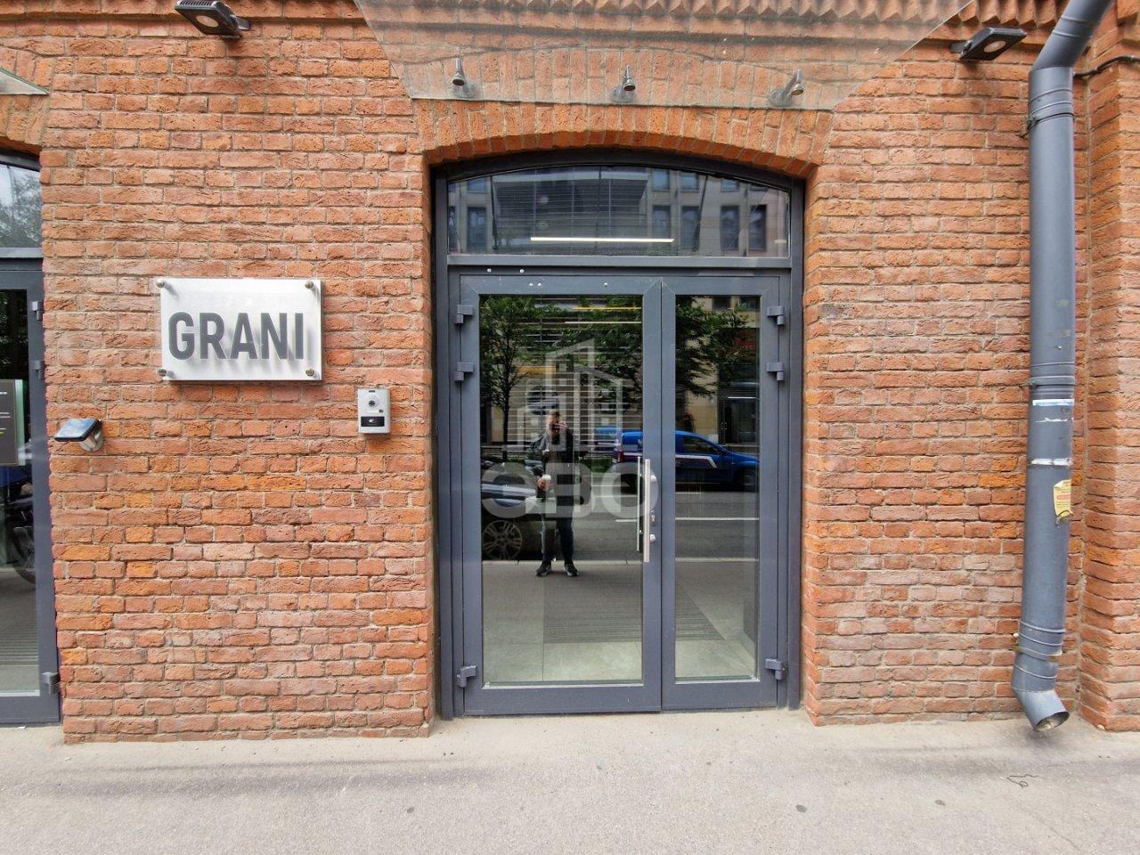 коммерция в Санкт-Петербурге по адресу: Большая Зеленина ул., 24