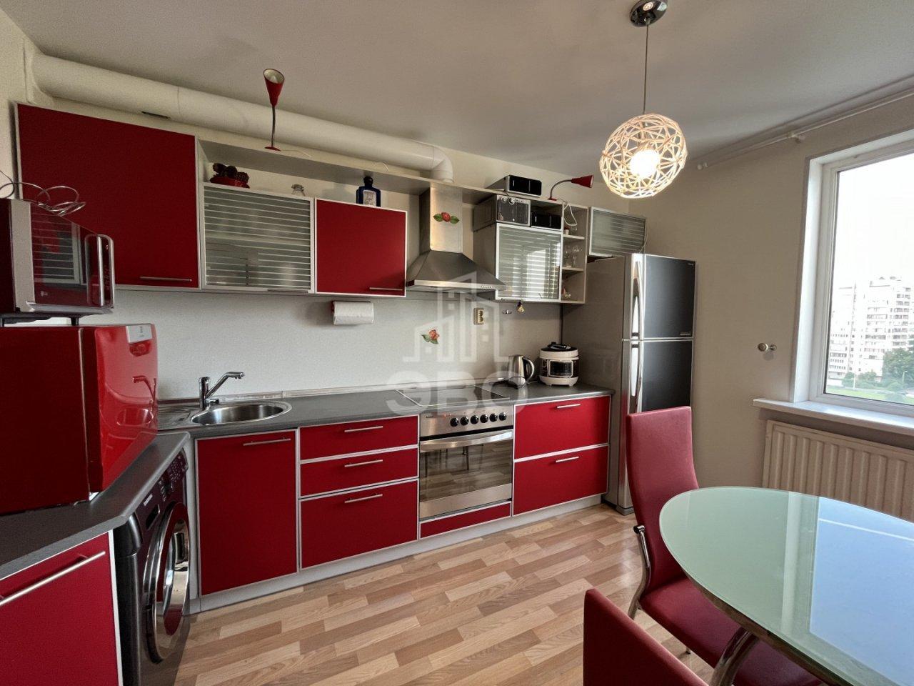 двухкомнатная квартира в Санкт-Петербурге по адресу: Маршала Блюхера проспект, 21, к 3