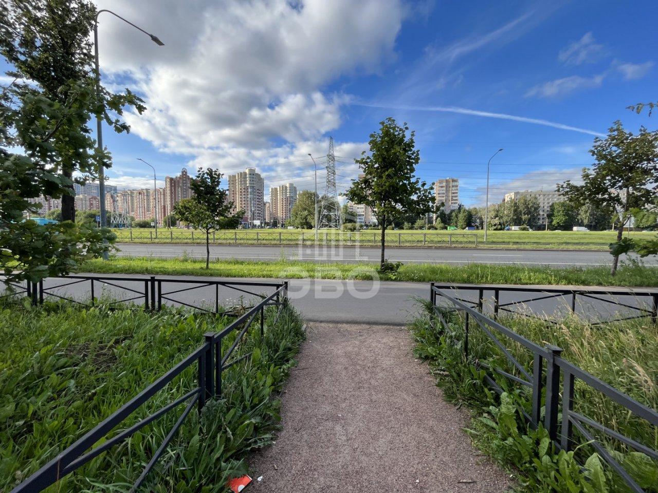 двухкомнатная квартира в Санкт-Петербурге по адресу: Маршала Блюхера проспект, 21, к 3