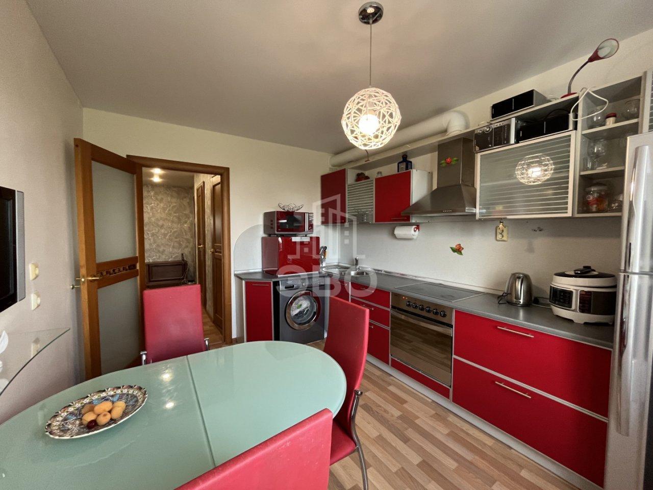 двухкомнатная квартира в Санкт-Петербурге по адресу: Маршала Блюхера проспект, 21, к 3