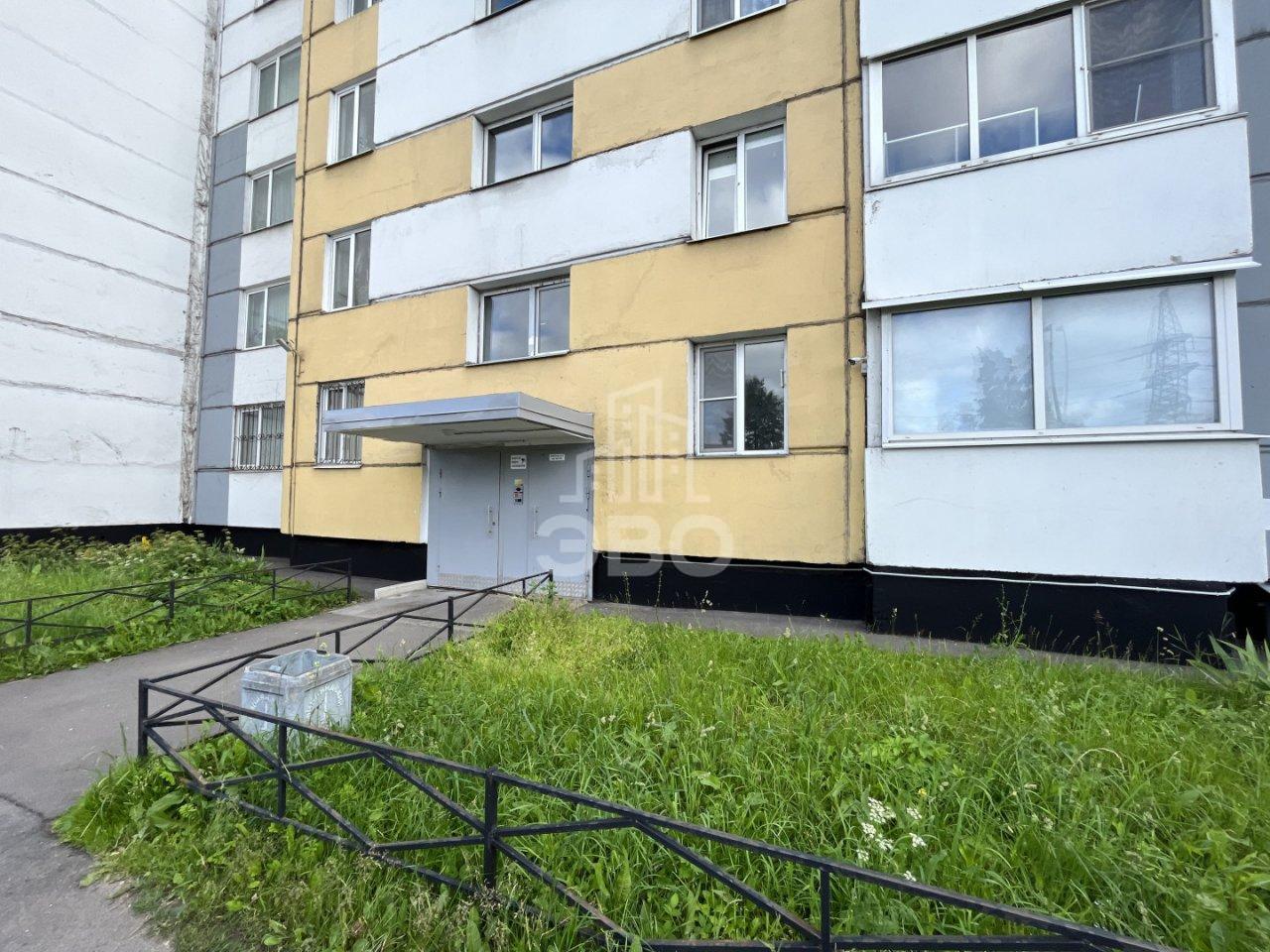 двухкомнатная квартира в Санкт-Петербурге по адресу: Маршала Блюхера проспект, 21, к 3