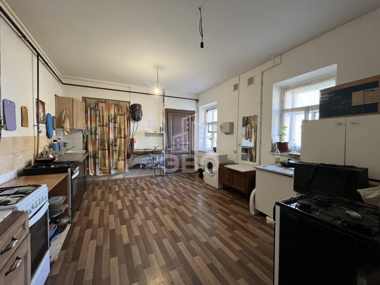 комната в Санкт-Петербурге по адресу: Большая Зеленина ул., 1/44