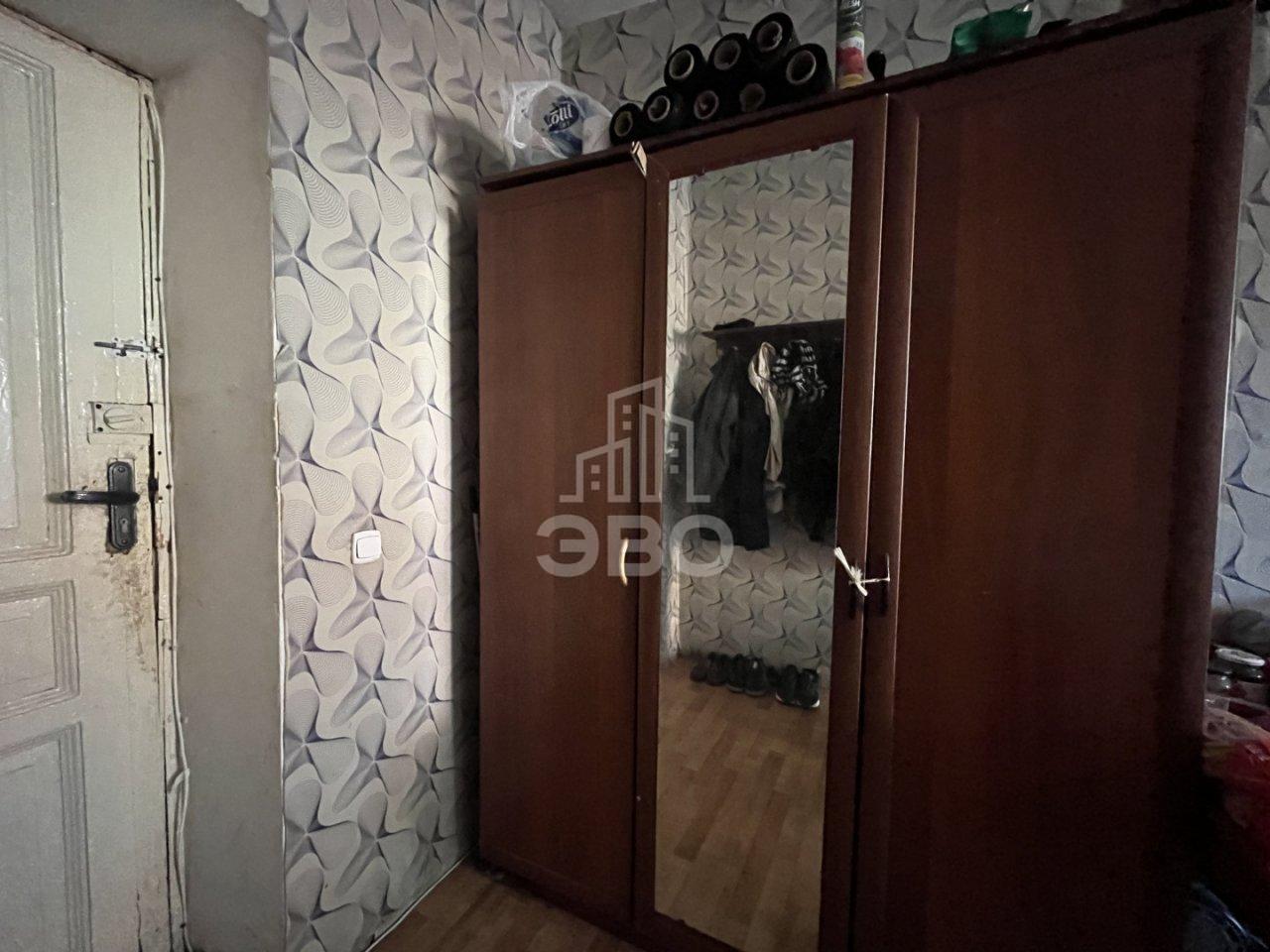 комната в Санкт-Петербурге по адресу: Большая Зеленина ул., 1/44