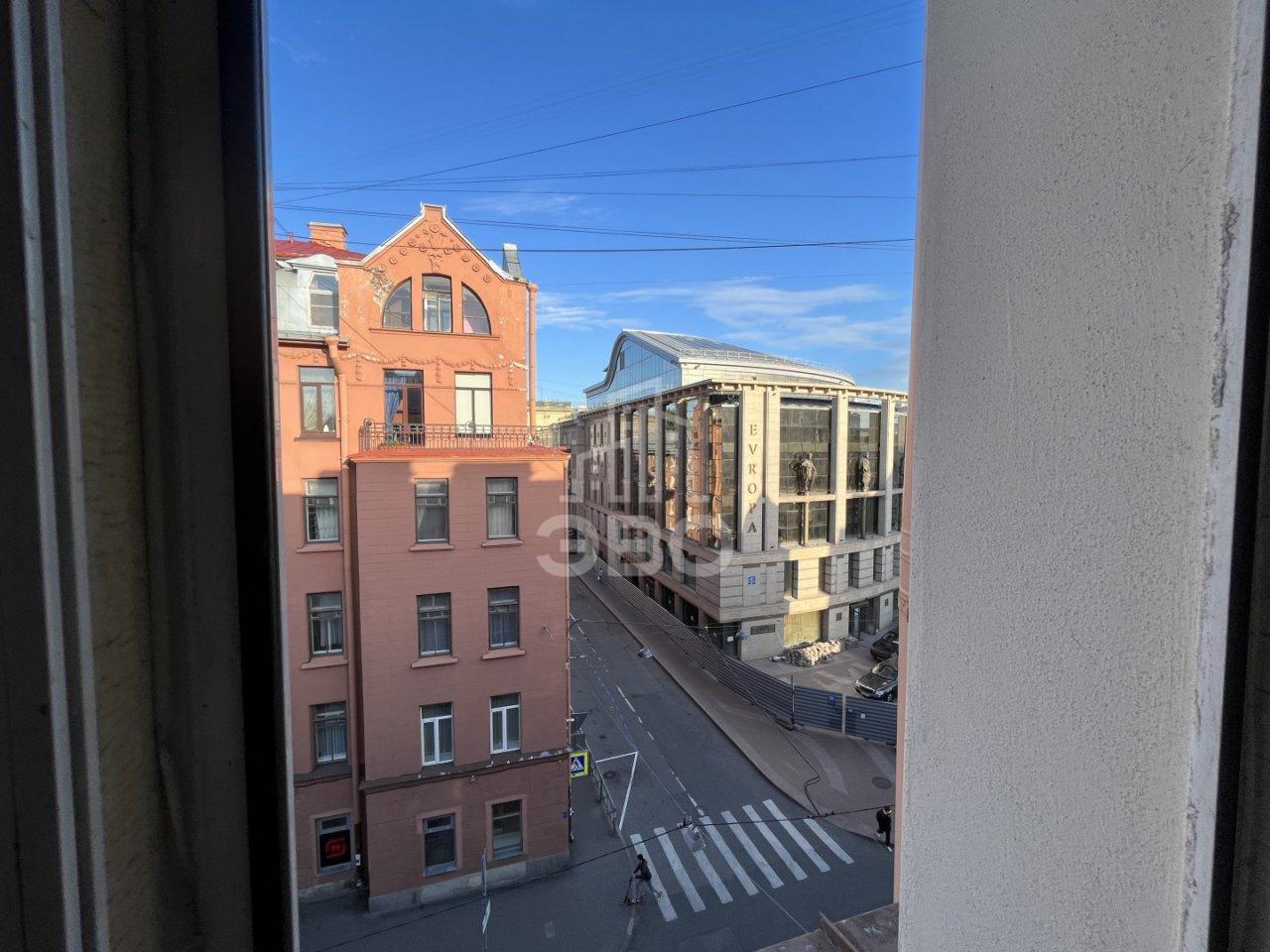 комната в Санкт-Петербурге по адресу: Большая Зеленина ул., 1/44