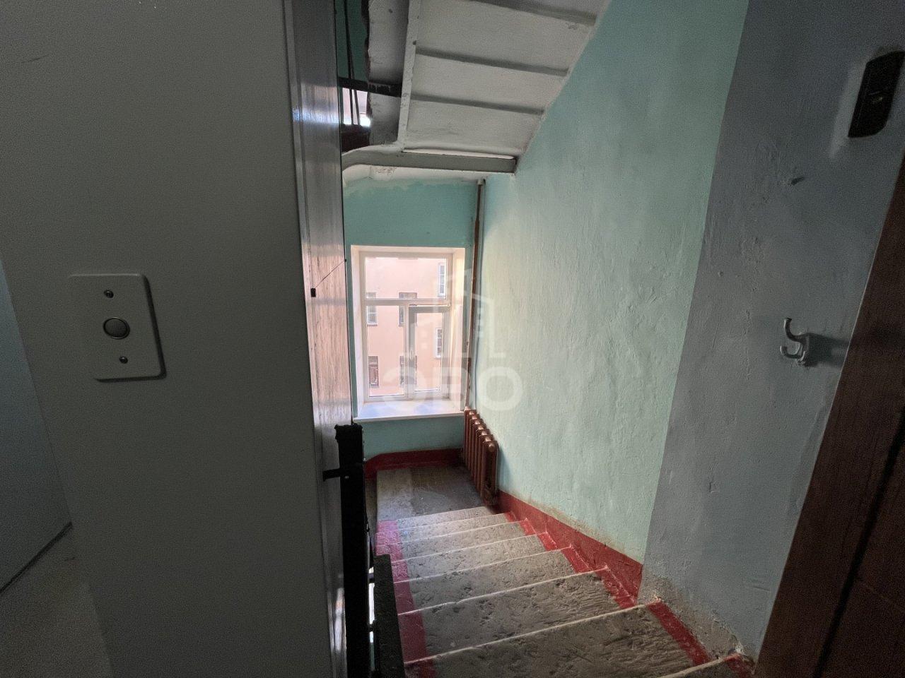 комната в Санкт-Петербурге по адресу: Большая Зеленина ул., 1/44